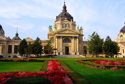 Ankara Ajet ile Viva Orta Avrupa Hallstatt 5 Ulke Turu VIE-BER