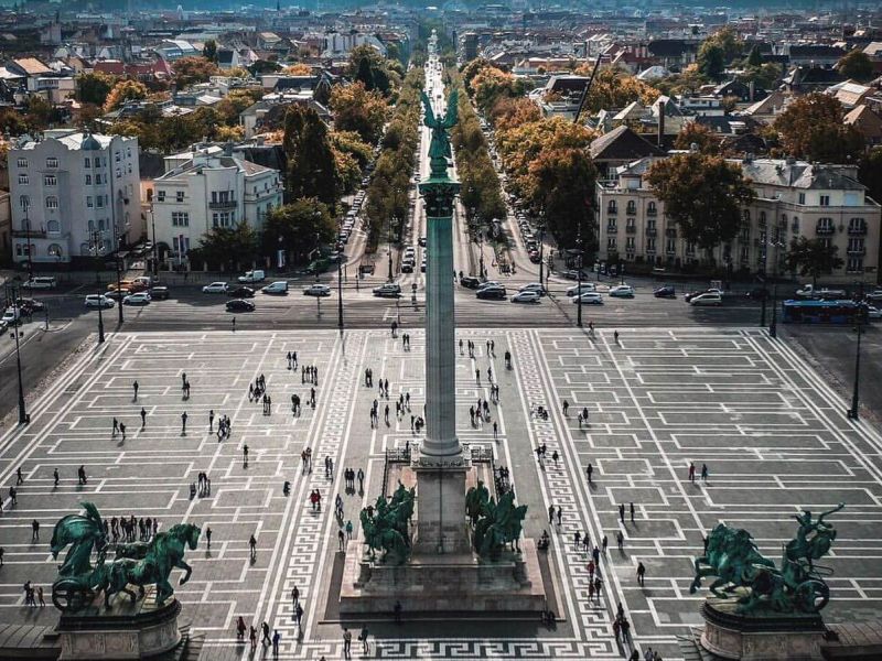 EKSPRES ORTA AVRUPA PC 2026 (BUD-PRG)