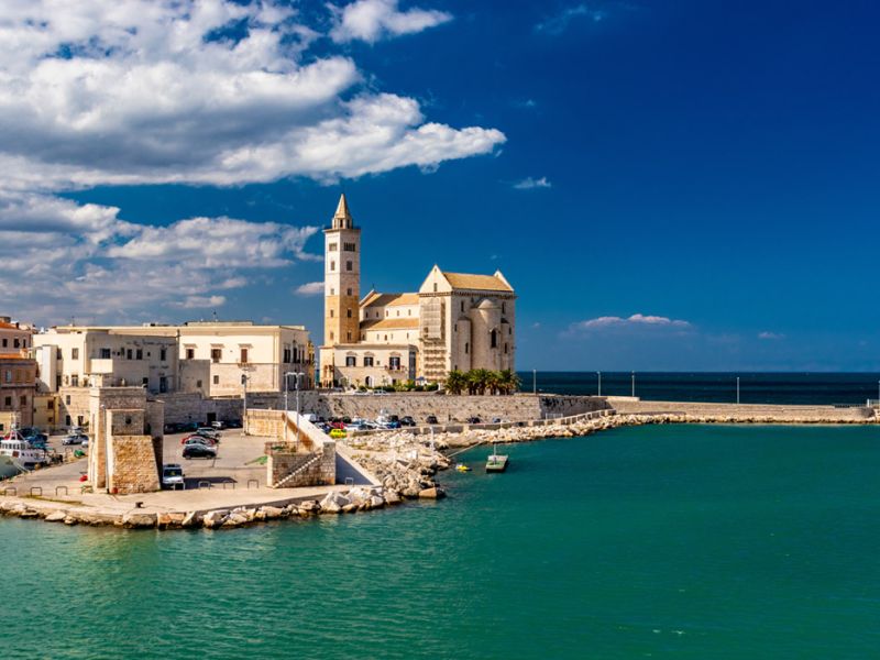 ŞEKER BAYRAMI VE KURBAN BAYRAMI’NA ÖZEL  SAKIZ ADASI TURU 3 GECE 4 GÜN ÇEŞME HAREKETLİ (001)