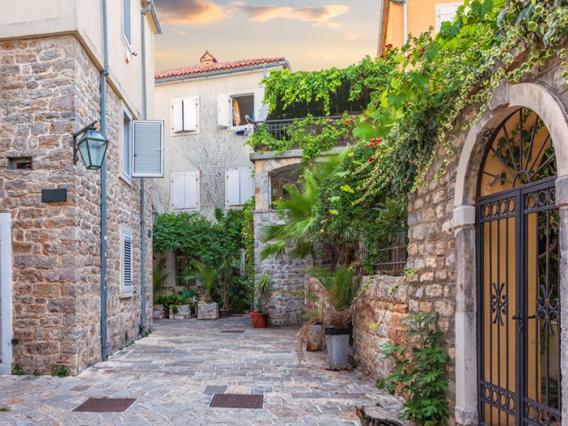 Ankara Çıkışlı Kosovalı Büyük Balkanlar Turu AJet ile Extra Turlar ve Akşam Yemekleri Dahil SKP-SKP