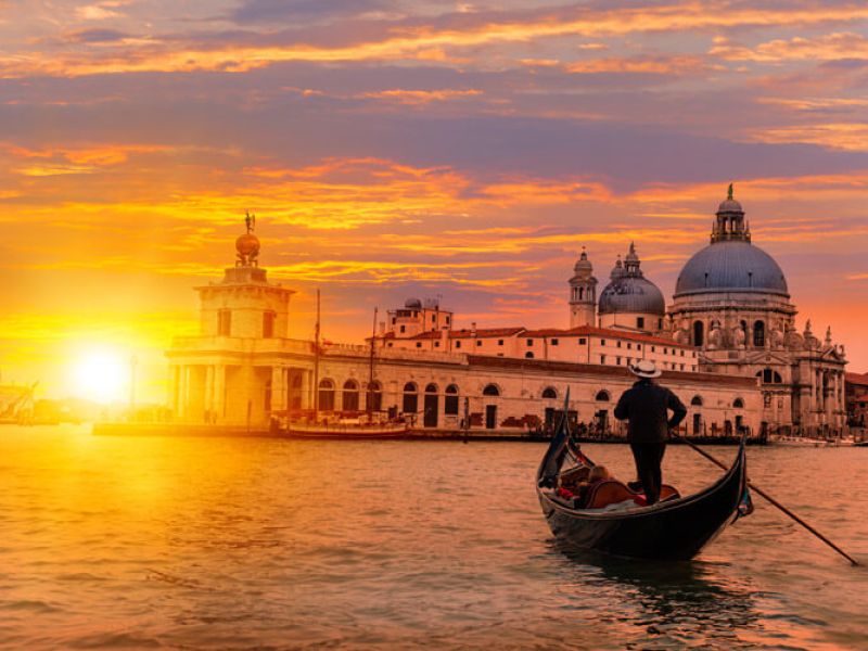 Amalfi Kıyıları Turları Türk Havayolları ile Tüm Turlar Dahil 3 Gece 4 Gün 