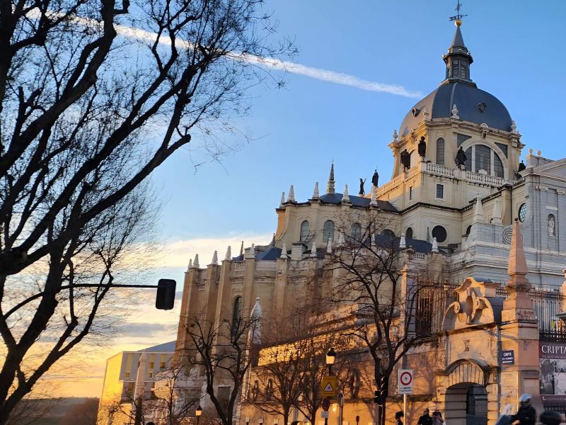 ENDÜLÜS 2026 YAZ (SVQ-SVQ) SEVİLLA (2) & GRANADA (2)