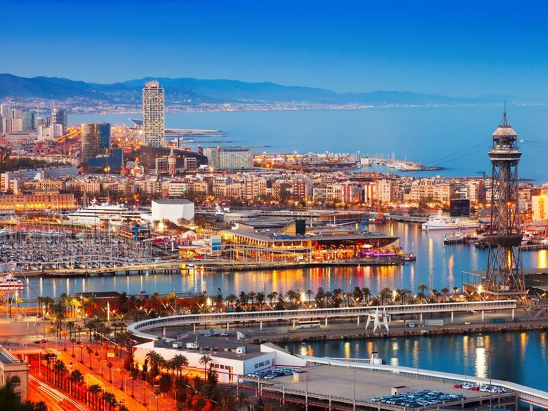 Mega İspanya & Endülüs Turu Pegasus Havayolları İle 7 Gece 8 Gün BCN-SVQ IS001