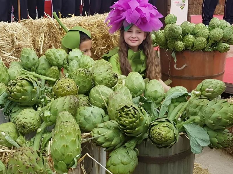 İkonik Alaçatı Ot Festivali ve Urla Enginar Çiçeği Festivali Turu - 2 Gece Otel Konaklamalı İstanbul Çıkışlı 