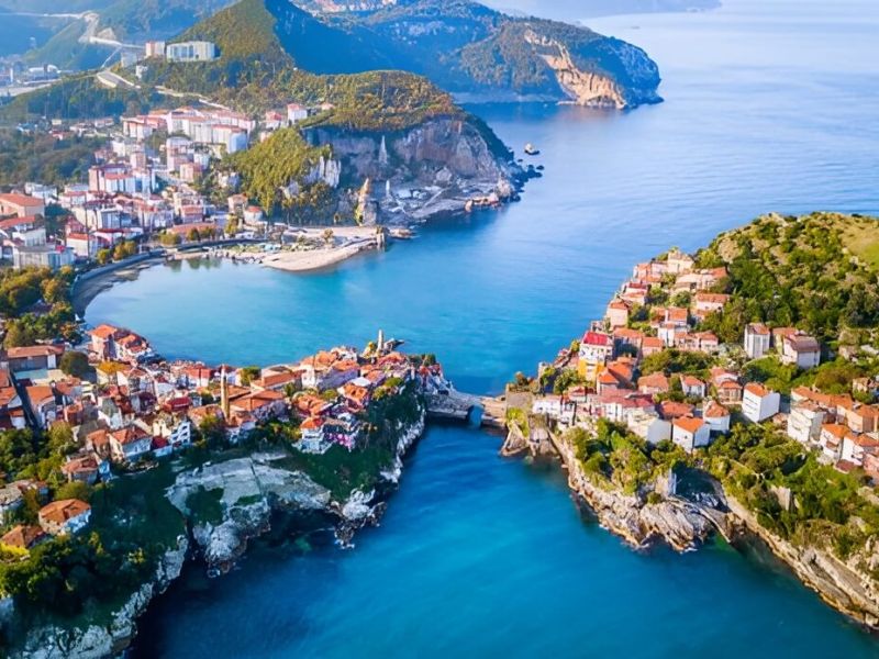 İkonik Safranbolu Amasra Abant Turu | 1 Gece Otel Konaklamalı İstanbul Çıkışlı