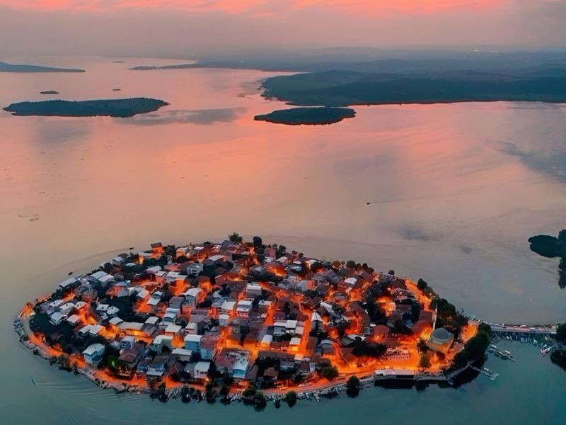 İkonik Cumalıkızık Gölyazı Trilye Turu Günübirlik İstanbul Çıkışlı