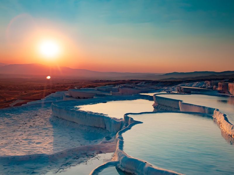 İkonik Salda Gölü Pamukkale Çeşme Alaçatı Turu | 1 Gece Otel Konaklamalı İstanbul Çıkışlı