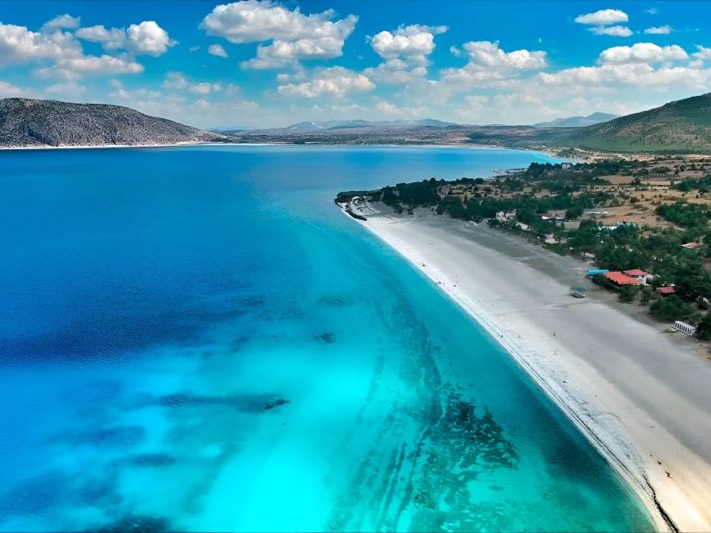 İkonik Salda Gölü Pamukkale Çeşme Alaçatı Turu | 1 Gece Otel Konaklamalı İstanbul Çıkışlı