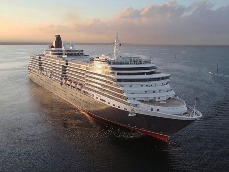 Enchanted Princess ile Güneş Tutulmasında Büyük Akdeniz PGS ile