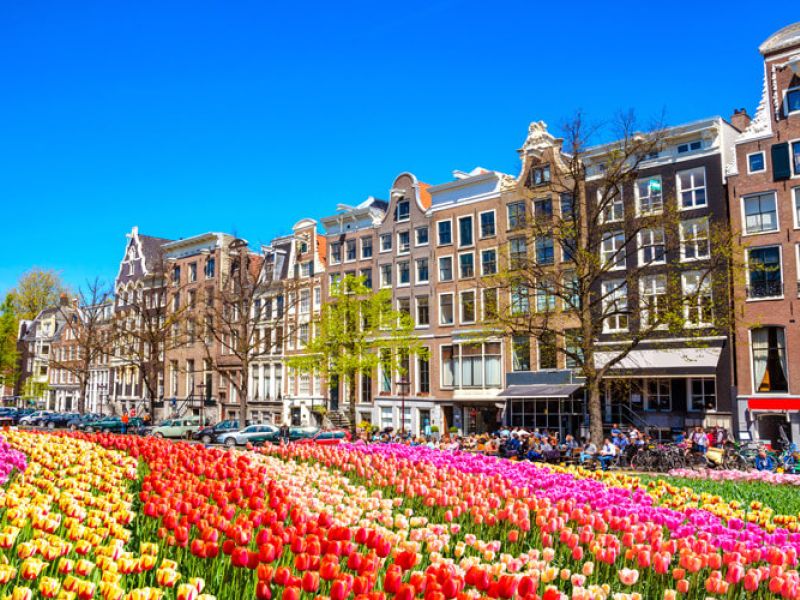 AMSTERDAM TURU  AJDA PEKKAN KONSERİ ÖZEL TÜRK HAVA YOLLARI İLE 3 GECE AJDA PEKKAN’ı 1. Sıra+ Kategorisindeki Biletinizle En Yakın ve Özel Bölümlerden Siz İzleyin!!Amsterdam Şehir Turu Dahil