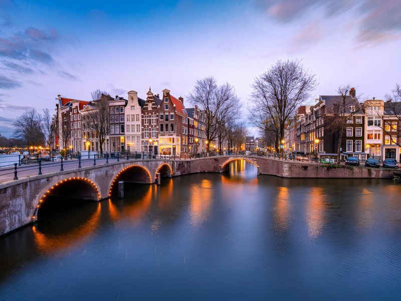 Ankara SunExpress ile Grand Benelux Paris Alsace Disneyland Turu BRU-BRU(Turlar Dahil)