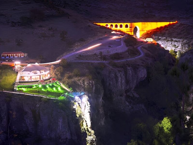 İkonik Safranbolu Amasra Abant Turu | 1 Gece Otel Konaklamalı | Uçaklı| İzmir Çıkışlı
