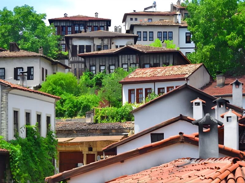 İkonik Safranbolu Amasra Abant Turu  1 Gece Otel  Konaklamalı İstanbul Çıkışlı