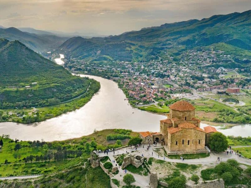 Tiflis Turu 3 Gece Her Perşembe Hareket
