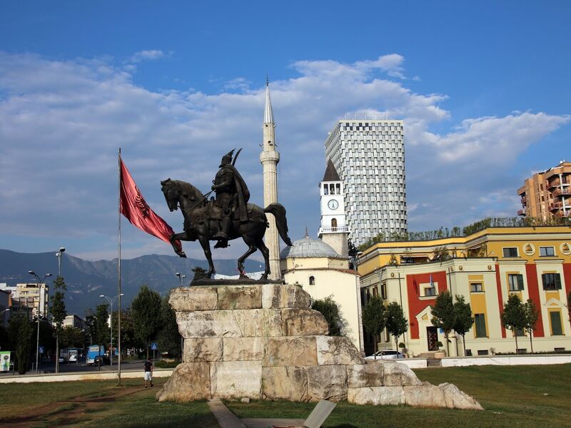 Otobüslü Balkan Masalı Turu 7 Gece 9 Gün MC001